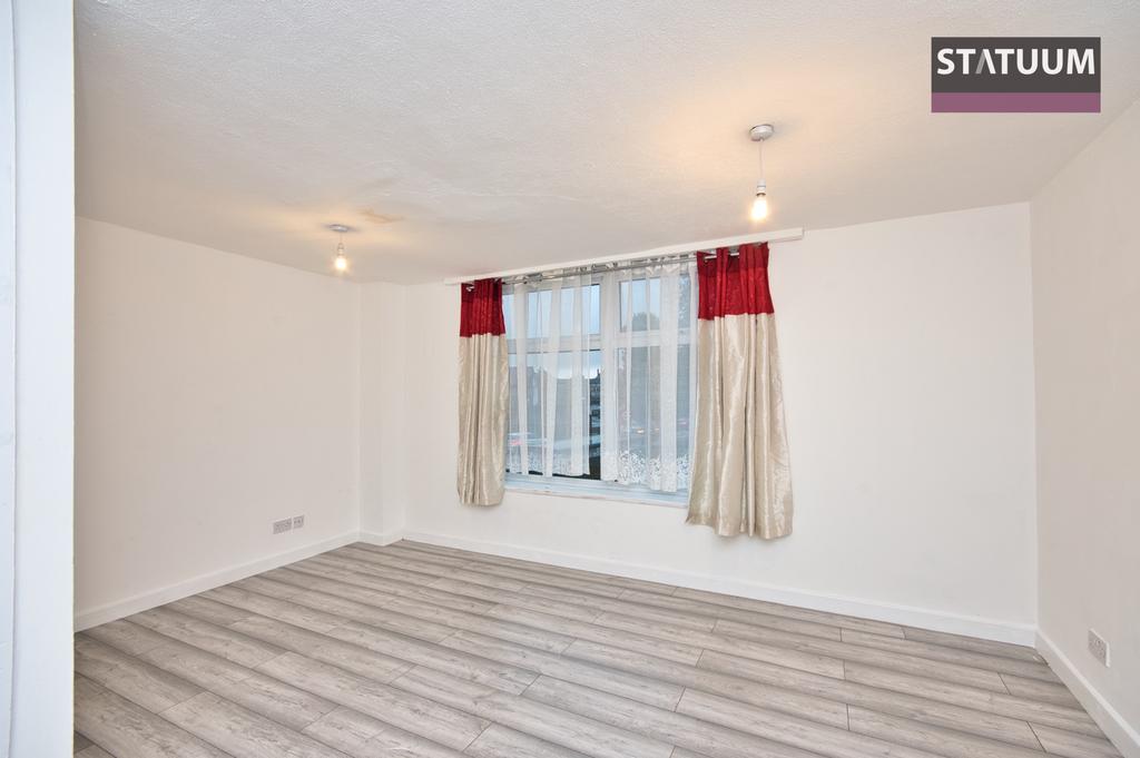 Eastbourne Road, Abbey Road Dlr, Stratford, Westham, London, E15 3 bed