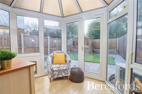 13 Saywell Brook, Chelmsford, CM2 6RJ