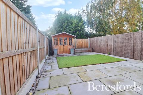 13 Saywell Brook, Chelmsford, CM2 6RJ