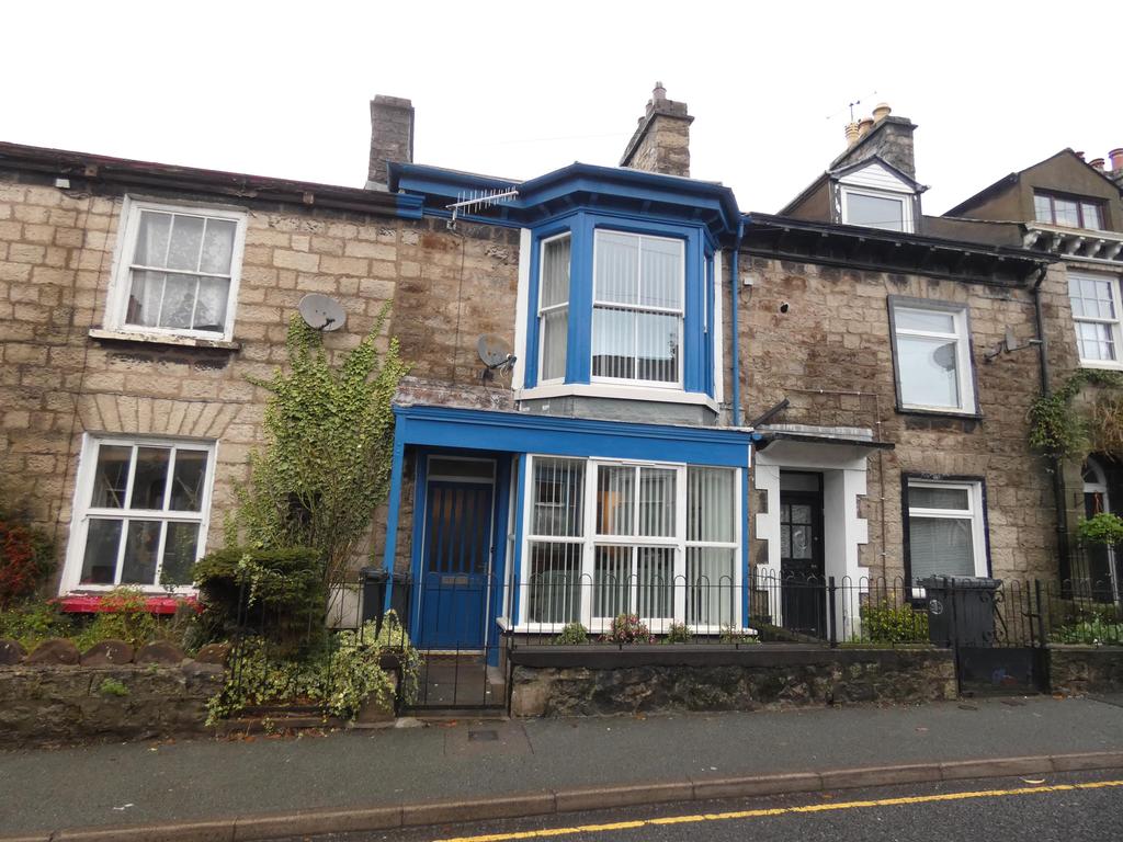 Castle Street, Kendal, LA9 7AD 2 bed terraced house £195,000