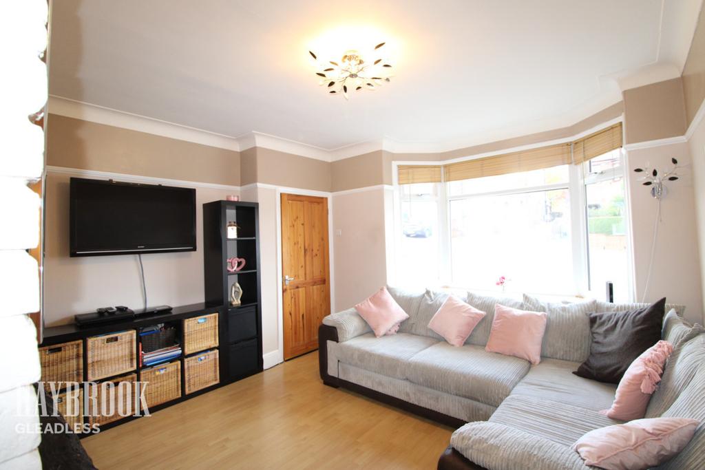 Seagrave Crescent, Sheffield 3 bed semidetached house £190,000