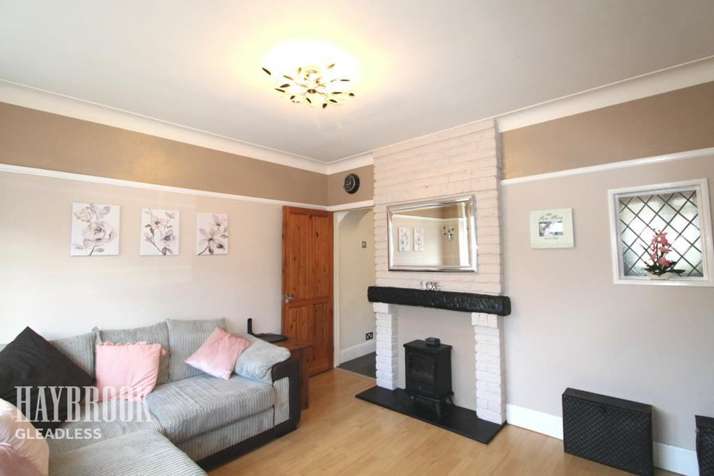 Seagrave Crescent, Sheffield 3 bed semidetached house £190,000