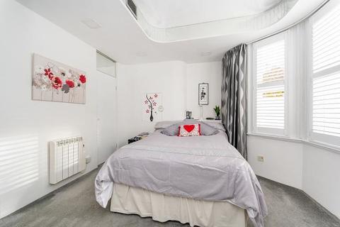 22a Westcroft Square, London, W6 0TD
