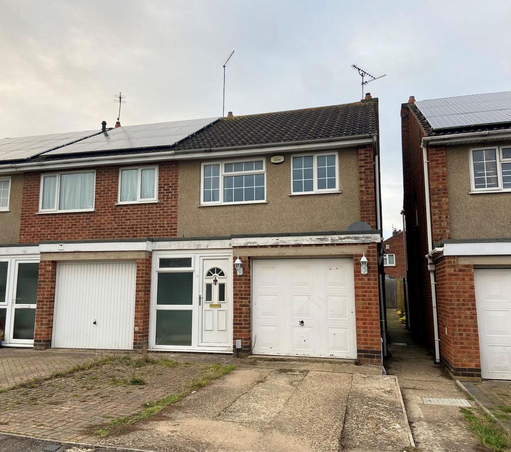 Oundle Drive, Moulton, Northampon NN3... 3 bed end of terrace house £250,000