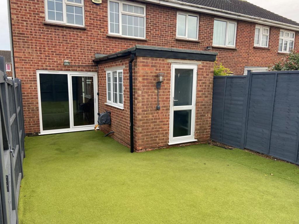 Oundle Drive, Moulton, Northampon NN3... 3 bed end of terrace house £250,000