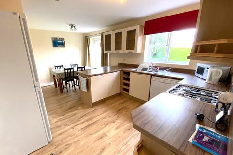 5 bedroom detached house to rent, Galingale View, Newcastle-under-Lyme, ST5