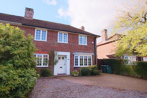 28 Leaside Way, Southampton, SO16 3DU
