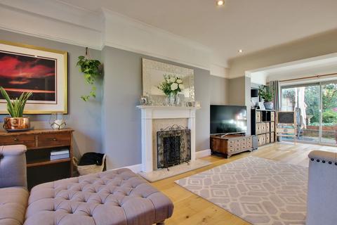 28 Leaside Way, Southampton, SO16 3DU
