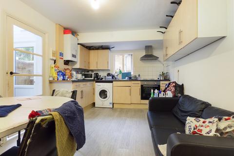 7 bedroom terraced house to rent - Roedale Road, Brighton BN1