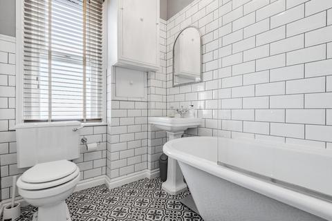 76 Carlton Park Avenue, London, SW20 8BL