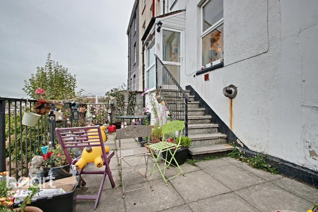 Kenwyn Road, Torquay 1 bed apartment for sale £100,000