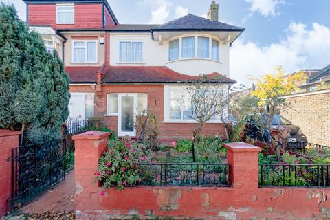 42 Cecil Road, London, W3 0DB