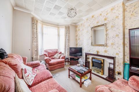26 Deans Road, London, W7 3QB