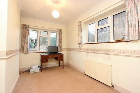 63 Beacon Way, Banstead, SM7 1EA