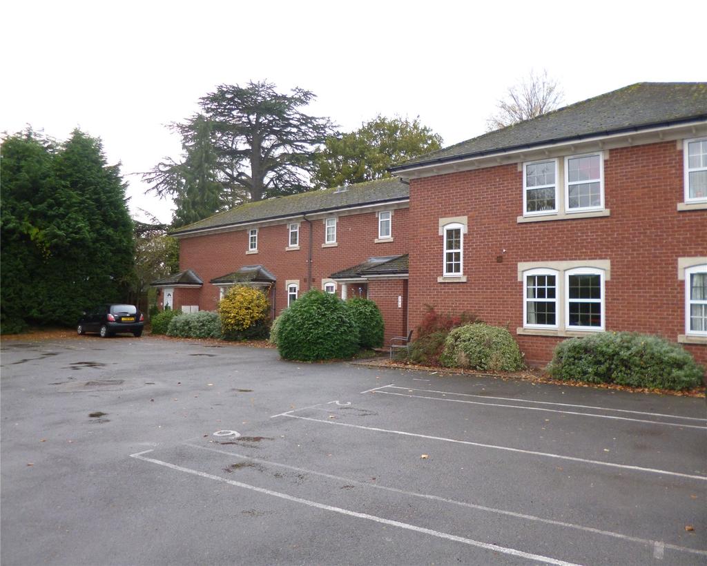 Summerfield House, Summerfield Lane... 1 bed flat £460 pcm (£106 pw)