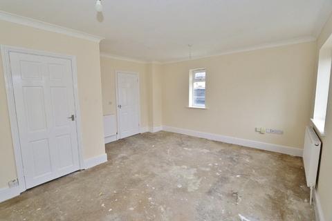 12a Ramsden Drive, Collier Row, Romford, RM5 2NJ