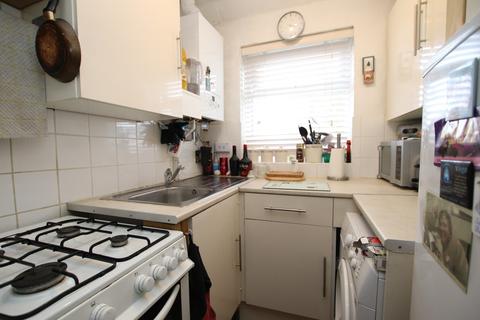 23 Burnham Crescent, Dartford, DA1 5BA
