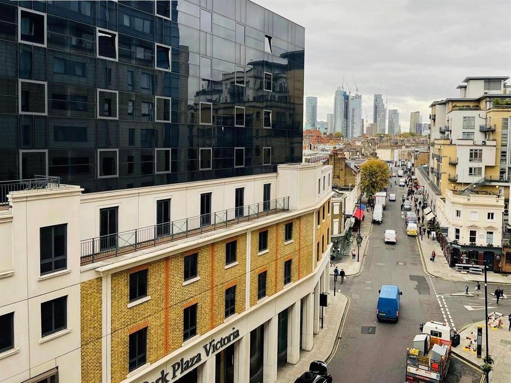 Wilton Road, Victoria, London. SW1V. 3 bed apartment £3,467 pcm (£800 pw)