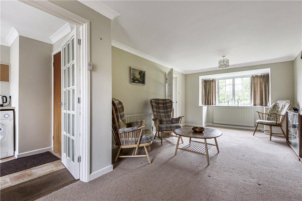 Rivermead Close, Romsey 3 bed end of terrace house £500,000