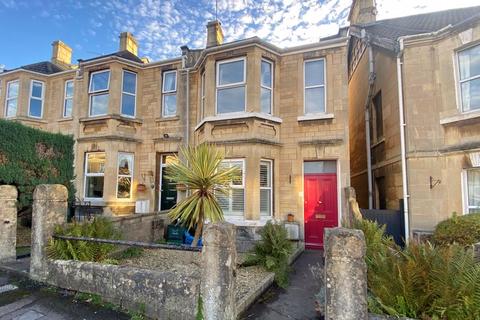 2 bedroom end of terrace house for sale - Winchester Road, Bath
