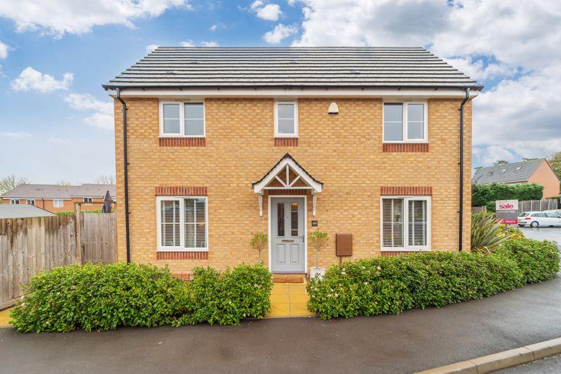 Hough Way, Shifnal 3 bed semidetached house £265,000