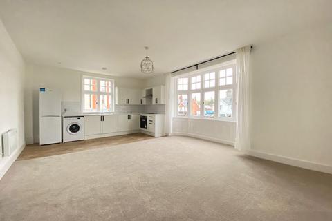 1 bedroom apartment to rent, Rowland Road, Cranleigh