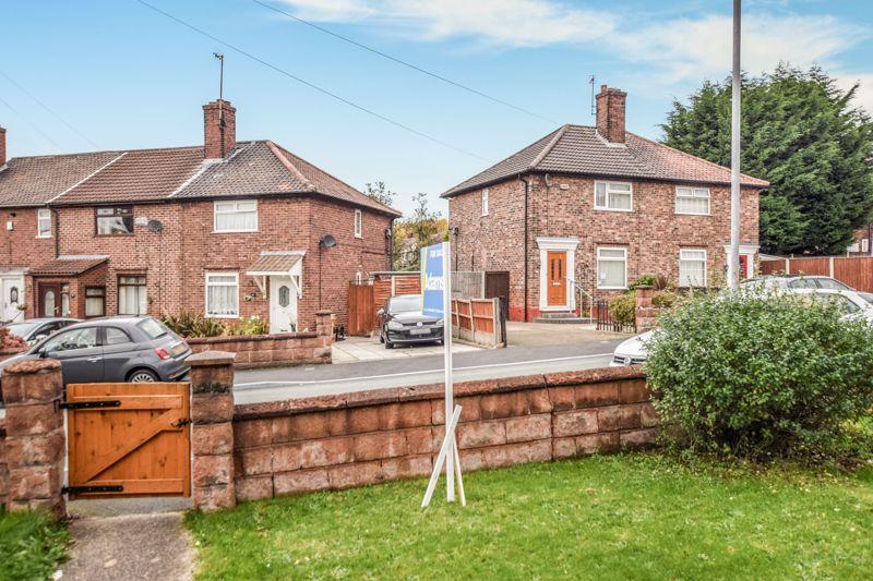 Roscoe Crescent, Runcorn 3 bed townhouse £105,000