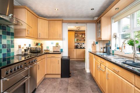 18 Kempsey Close, Luton, LU2 8TT