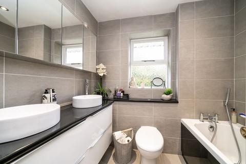 18 Kempsey Close, Luton, LU2 8TT