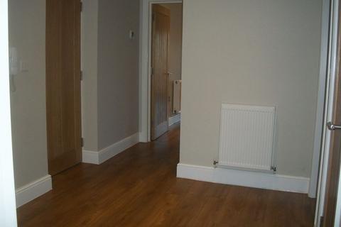 2 bedroom apartment to rent, Modern Apartment Close to Station