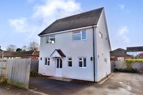 17a Arthur Road, Farnham, GU9 8PB