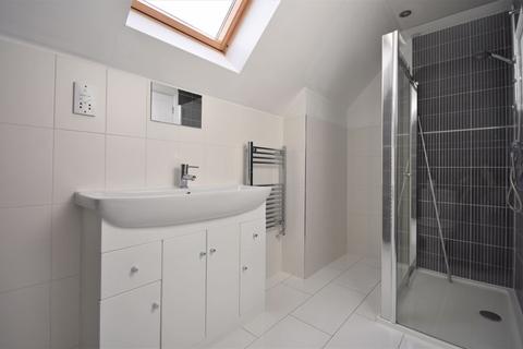 17a Arthur Road, Farnham, GU9 8PB
