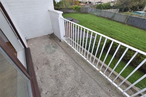 35b Blundells Drive, Wirral, CH46 8SP