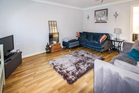 36 Gwynne Road, Caterham, CR3 5FH