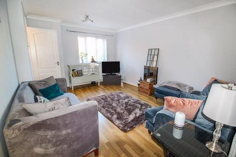 36 Gwynne Road, Caterham, CR3 5FH