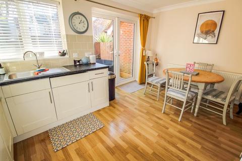 36 Gwynne Road, Caterham, CR3 5FH