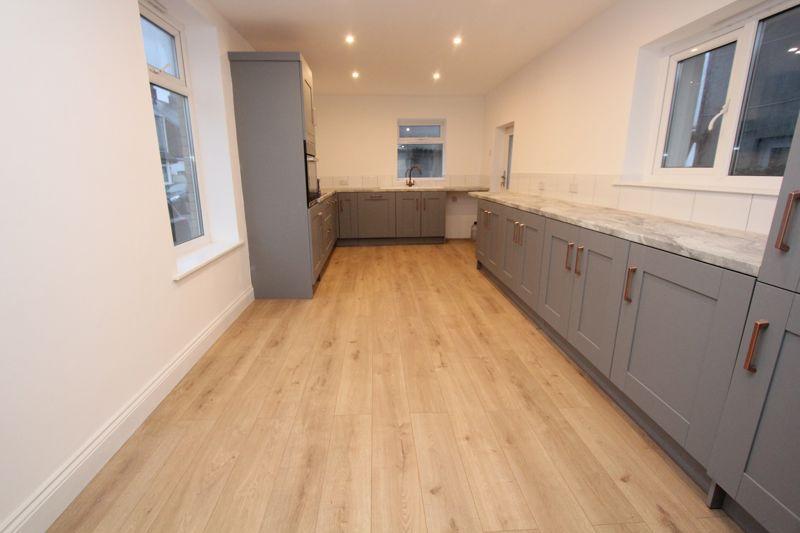 Kenilworth Road, Barry 4 bed semidetached house £315,000