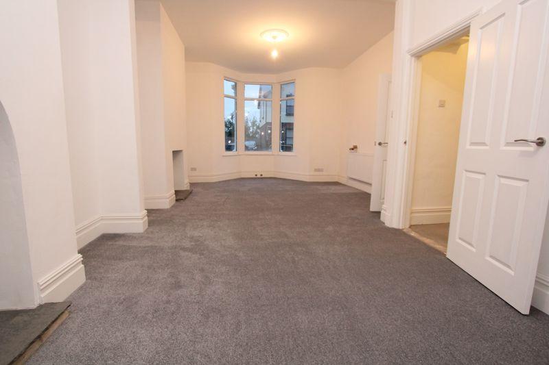 Kenilworth Road, Barry 4 bed semidetached house £315,000