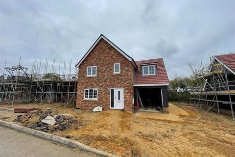4 bedroom detached house for sale - Mead Field Drive, Great Hallingbury