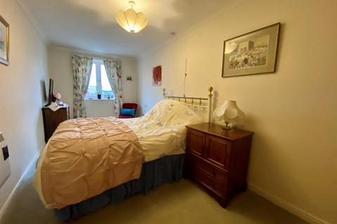 2 bedroom apartment for sale - Goodrich Court, Ross On Wye