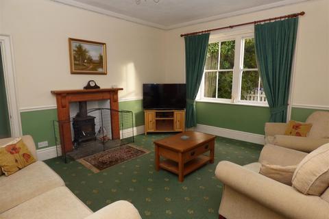 Charter House The Square, Hartland, Bideford, EX39 6BL