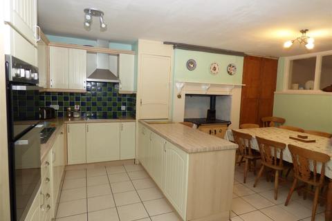 Charter House The Square, Hartland, Bideford, EX39 6BL