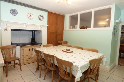 Charter House The Square, Hartland, Bideford, EX39 6BL