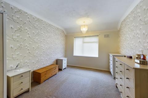 2 bedroom maisonette for sale - Upton Crescent, Basingstoke