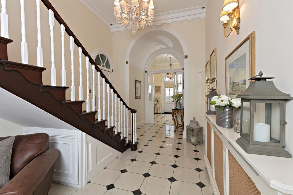 Church Lane, Meriden, Warwickshire 5 bed detached house £3,000,000