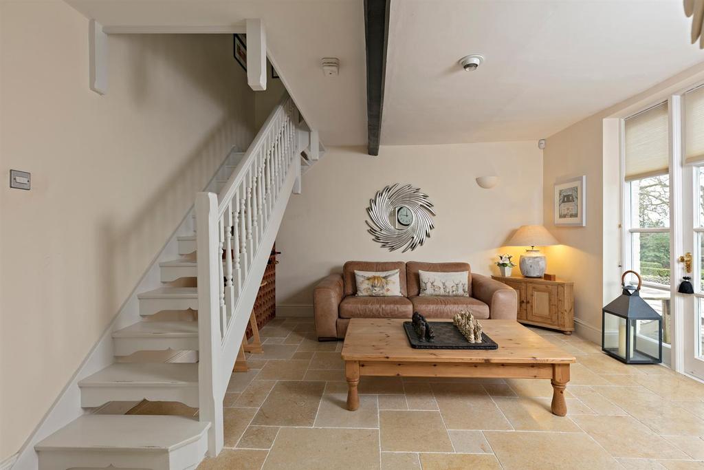 Meriden House Lounge Area