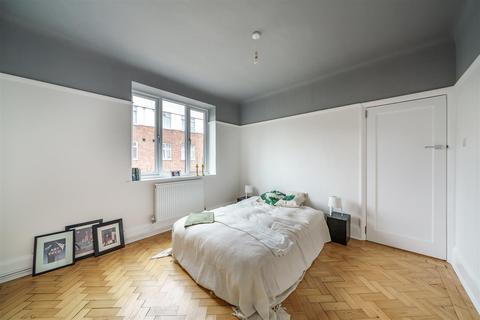 Flat 8, Lynn Court Mitcham Lane, London, SW16 6LL