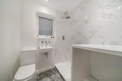 Flat 8, Lynn Court Mitcham Lane, London, SW16 6LL