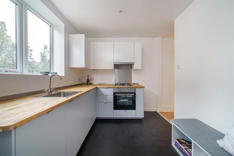 Flat 8, Lynn Court Mitcham Lane, London, SW16 6LL