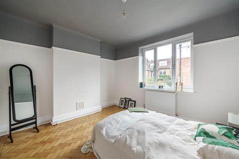 Flat 8, Lynn Court Mitcham Lane, London, SW16 6LL